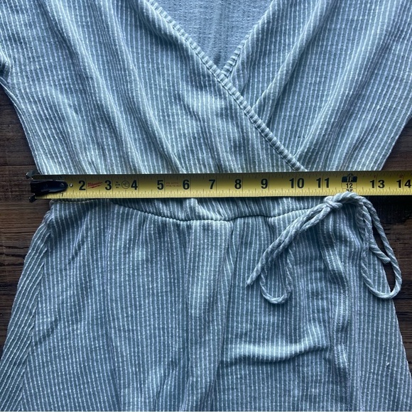 Caution To The Wind Women's Short Sleeve Striped Turquoise Blue Dress Size M - Picture 5 of 7